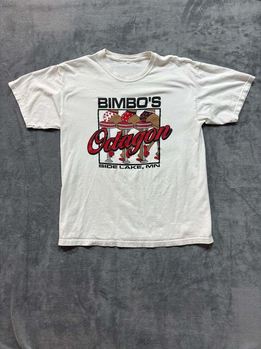 Vintage Bimbo's Octagon Side Lake MN Graphic T-Shirt